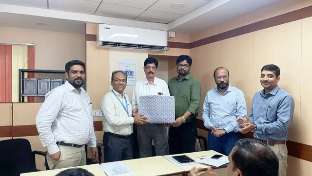 Felicitation with the LIC HFL Chandanagar Area Office team
