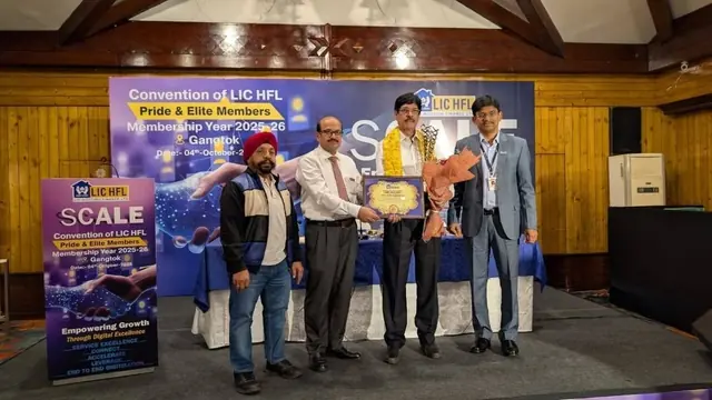 Elite Associates receiving a citation and trophy at the LIC HFL SCALE convention of Pride and Elite members in Gangtok, membership year 2025-26